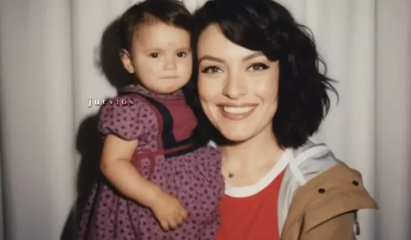 Ezgi də trendə qoşuldu