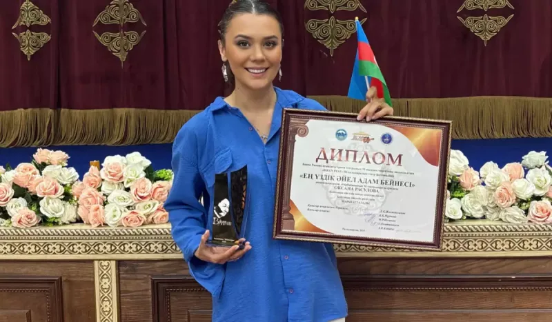 OKsana Qazaxstanda mükafat aldı