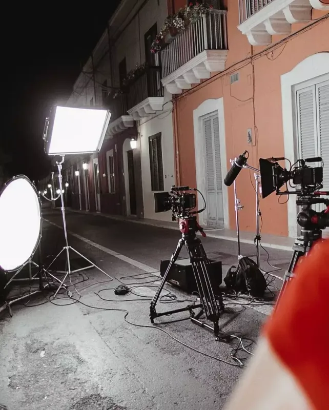 35 min şəkil, 2 min video... - Abbasdan süni intellektlə klip