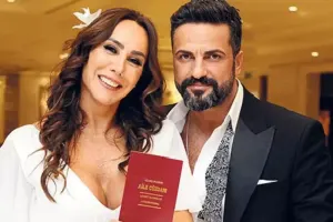 Asena ərindən boşandı