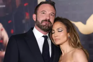 Benlə Cey Lo ipoteka ilə aldıqları evə görə bir araya gələcək