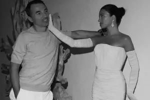 Azərbaycandakı əmlaklarına həbs qoyuldu - Xanımının bank hesabları bloklandı