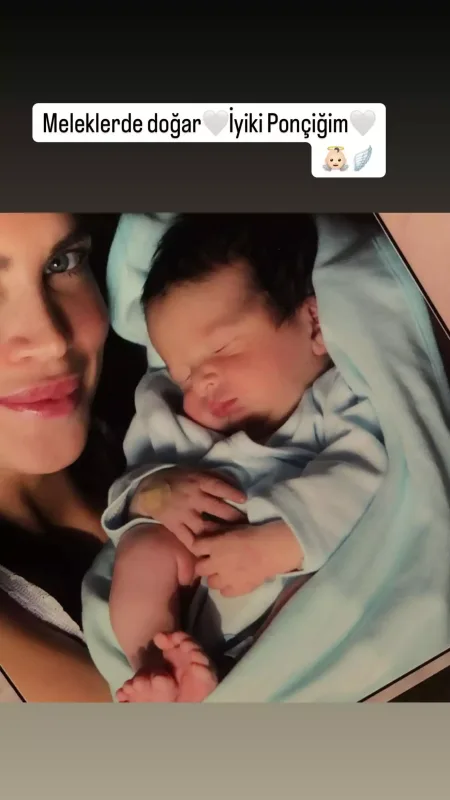 Ebru mərhum oğlu ilə bağlı paylaşım etdi