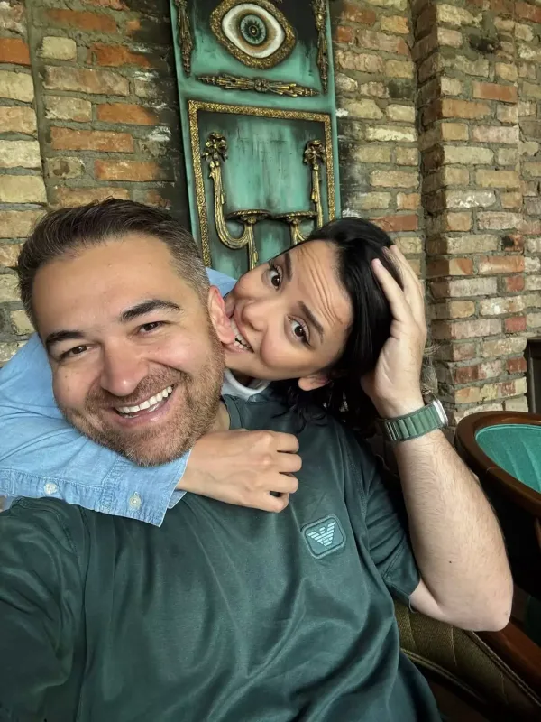 “Ona xaş yeməyi, nərd oynamağı sevdirdim”