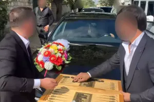 Toy karvanının qarşını kəsib nərd oynayanlar həbs edildi