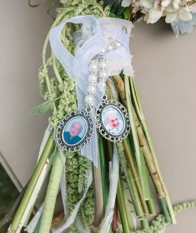 Tolqa Akış evləndi