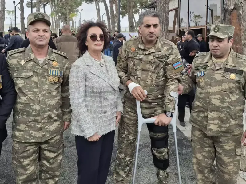 Hülya Koçyiğit də Memorial Məzarlığını ziyarət etdi