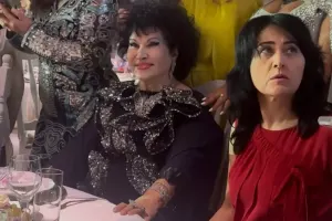 Zeynəb Xanlarova nəvəsinin toyunda!