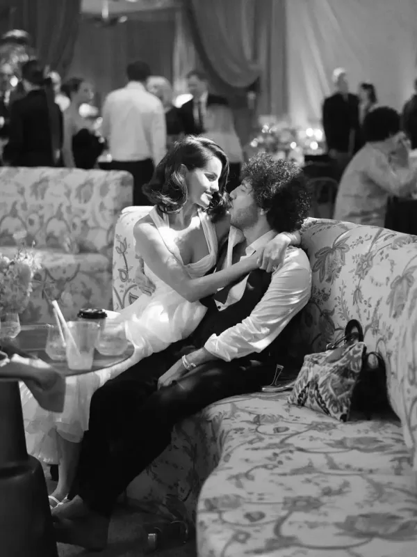 Toyundan fotolar paylaşdı