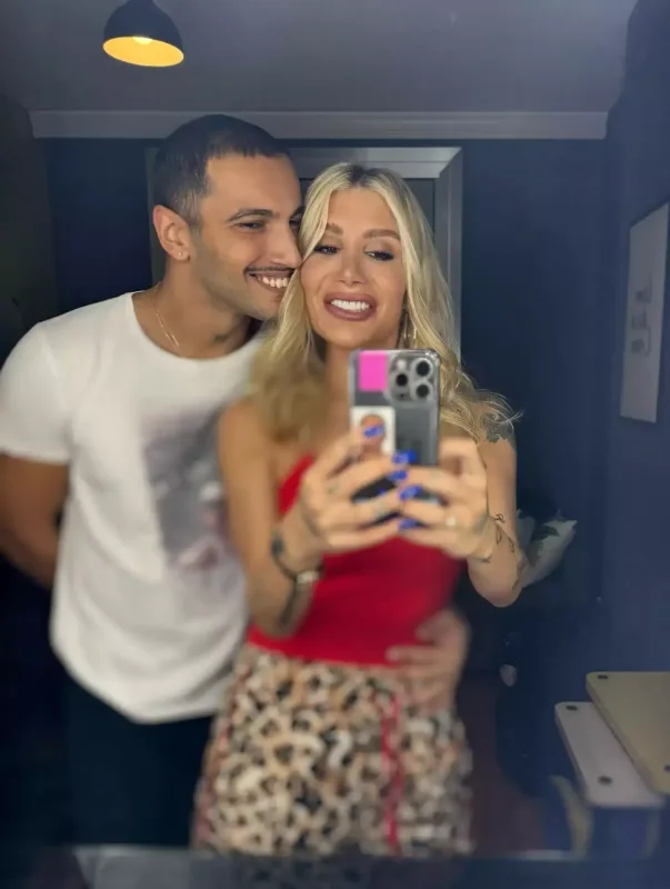 İrem Derici nişanlanır