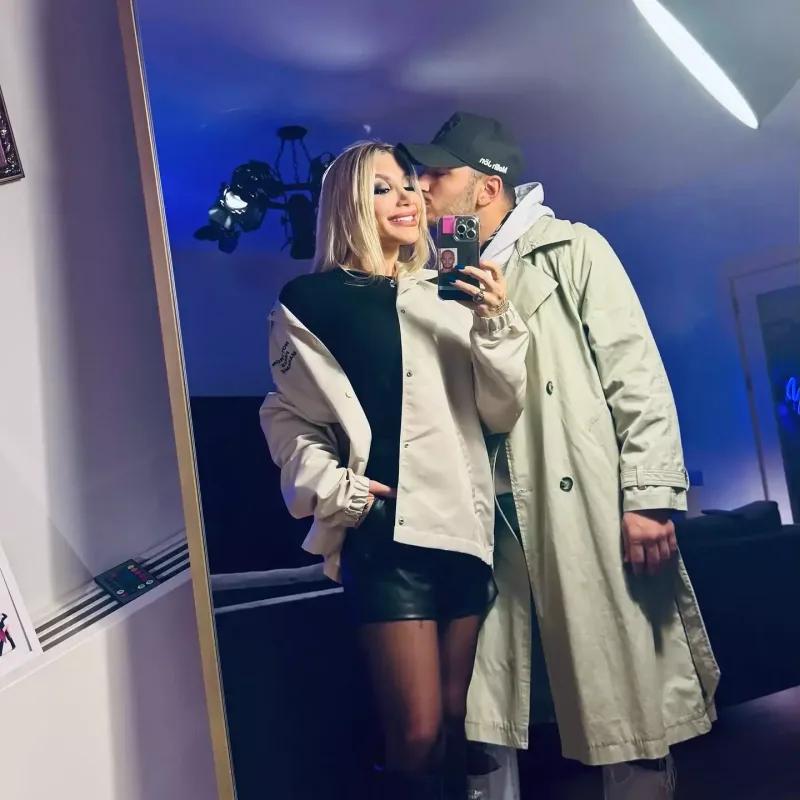 İrem Derici nişanlanır