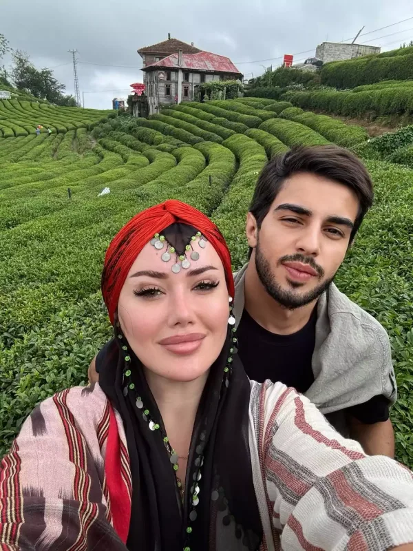 “Çətin anlarımda yanımda olmusan”