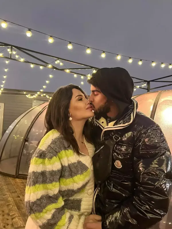 “Çətin anlarımda yanımda olmusan”