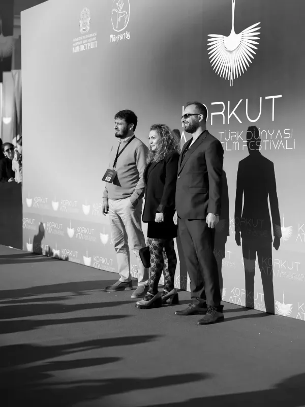 Nümayəndə heyətimiz qırmızı xalıda!