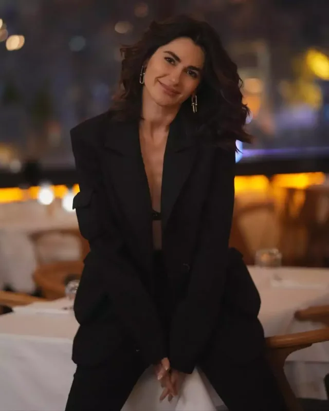 Sevgi xəbərlərinə cavab verdi