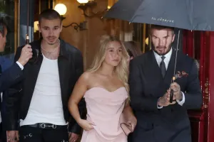 Bekhem ailəsi Paris Moda Həftəsində