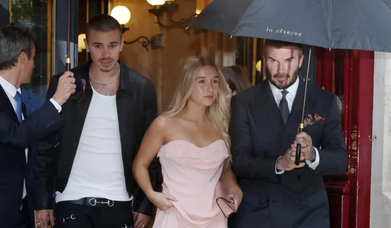 Bekhem ailəsi Paris Moda Həftəsində