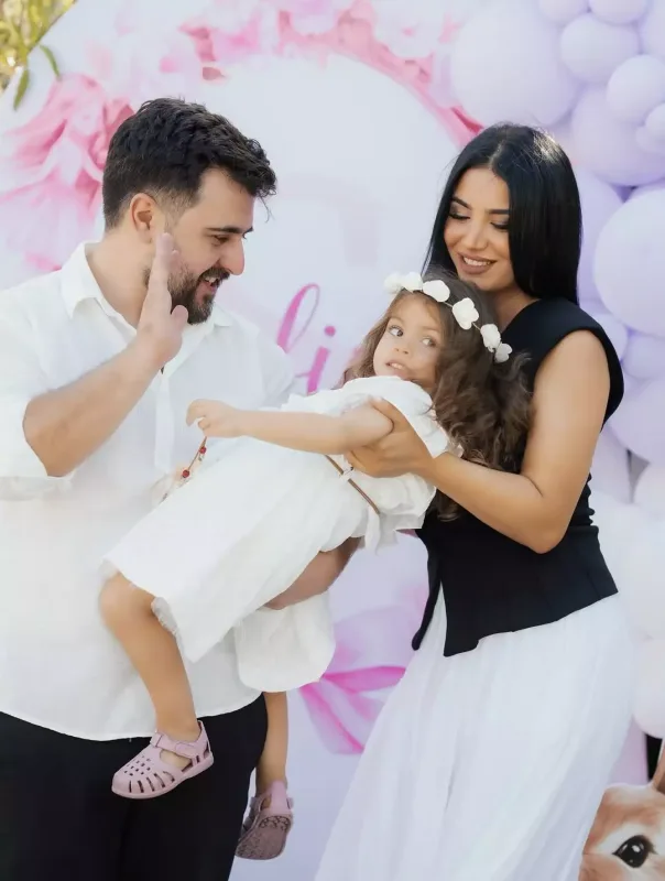 “İkinci uşaq barədə düşünmürəm” - Cavidin xanımı