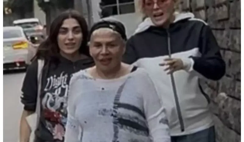 Sezen Aksu illər sonra belə görüntülənib