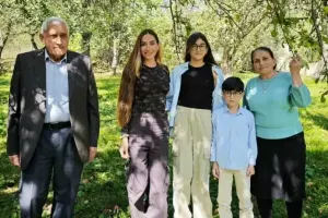 Arzu Əliyeva şamaxılı ailənin qonağı oldu - Fotolar