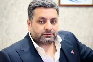 Elcan radioda aparıcılığa başladı