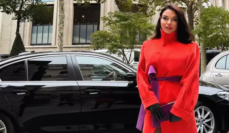 Ülviyyə Mahmudova Paris Moda Həftəsində…