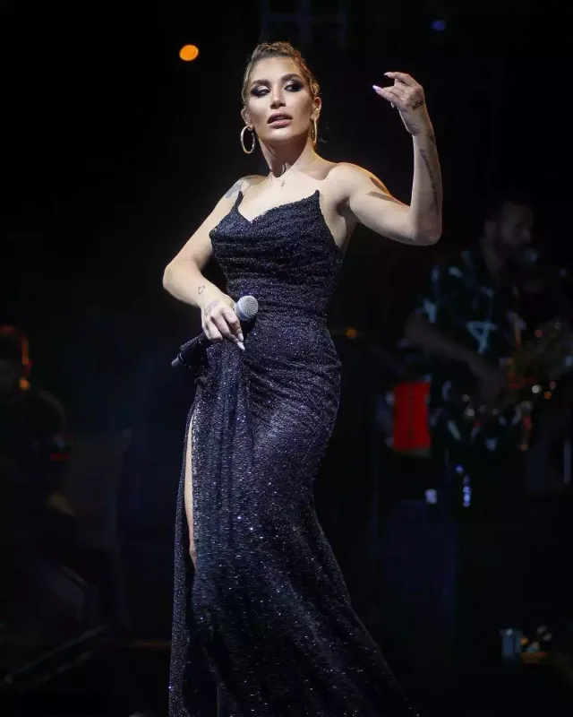 “Alnım açıqdır” - İremdən ilk açıqlama