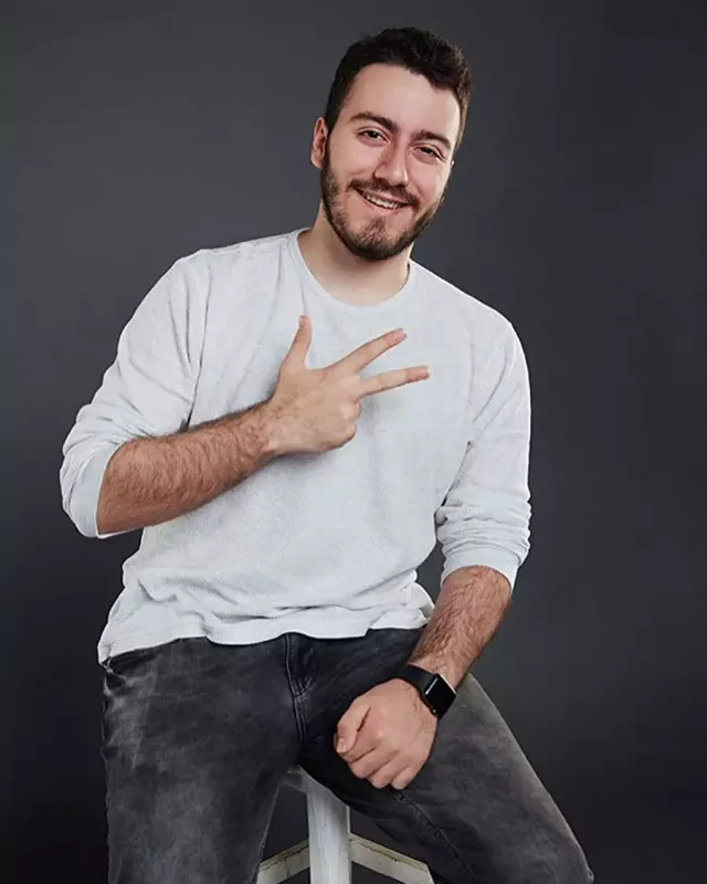 Enes Batur 16 milyonluq yutub kanalını bağladı