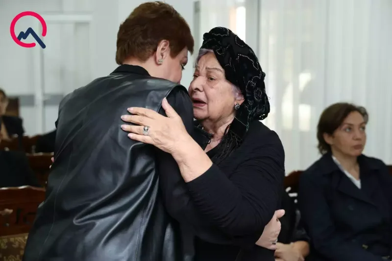 Əminə Yusifqızı dəfn olundu  - Fotolar - Yenilənib