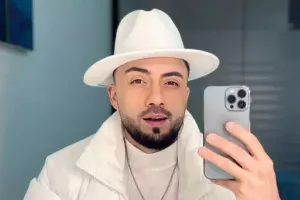 “Onlar bədbəxt insanlardır”