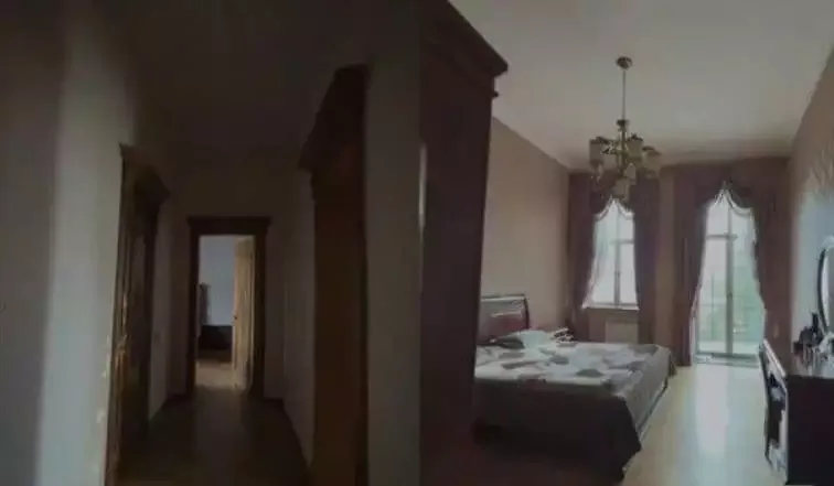 Qara Qarayevin yaşadığı mənzil 750 minə satılır