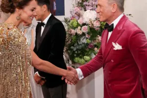 Kral ailəsi məşhur filmin premyerasında