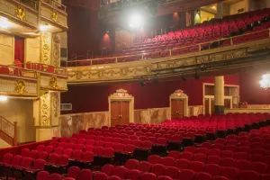 Bu gündən teatr və kinoteatrlar açılır