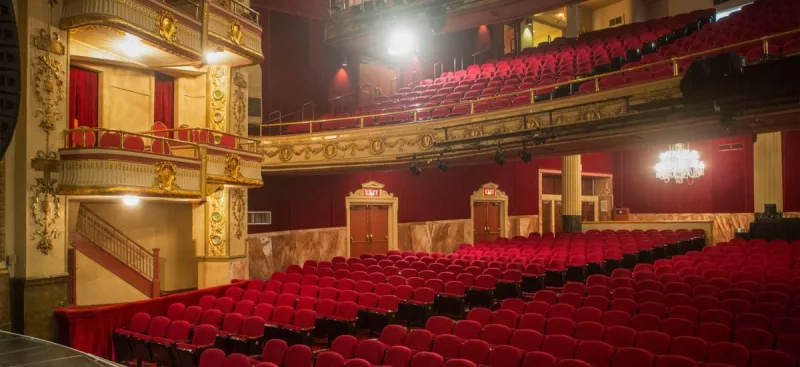 Bu gündən teatr və kinoteatrlar açılır