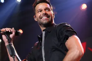 Riki Martindən botoks iddialarına cavab