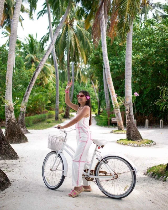 Turalla Elmira istirahətinə 20 min xərclədi