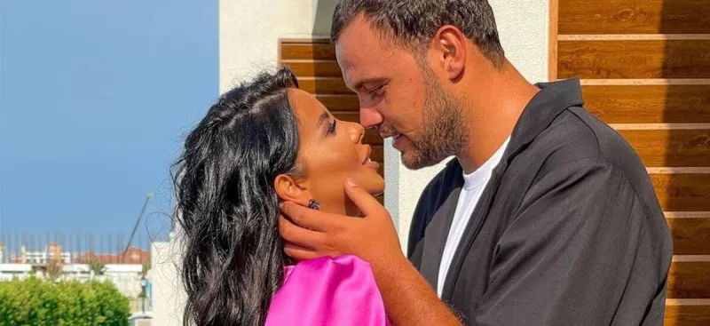 Həyat yoldaşından Nagehana hamiləlik hədiyyəsi