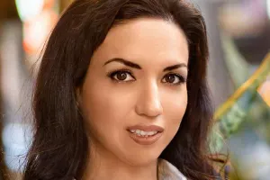 Şeyla 21 il sonra qayıdır