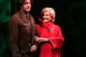 Dünyaca məşhur aktrisa vəfat etdi