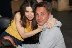 Səhnədə olarkən ərinin qəza xəbərini eşitdi