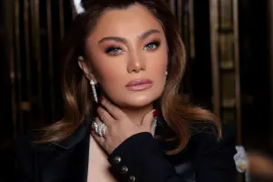 Dünya bir yanadır, siz bir yana...