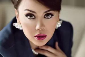 Oksana tarixi film çəkir