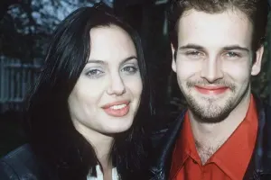 Ancelina eks-əriylə görüntüləndi