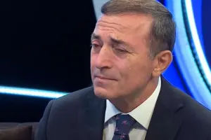 Qardaşı oğlu şəhid olan Xalq artisti efirdə ağladı