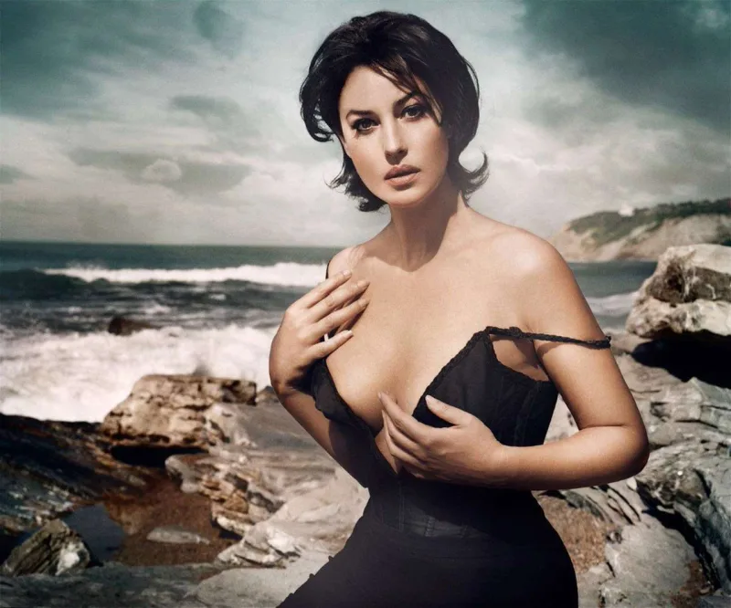 Monika Belluççi Türkiyəyə gedir