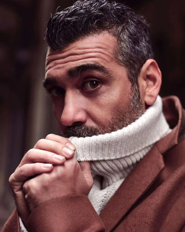 Reklamdan 1,5 milyon qazandı