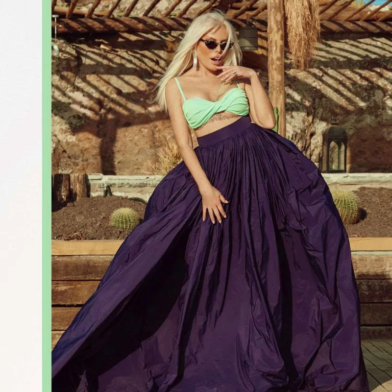 75 yaşlı Ajda albomu üçün bodidə fotolar çəkdirdi