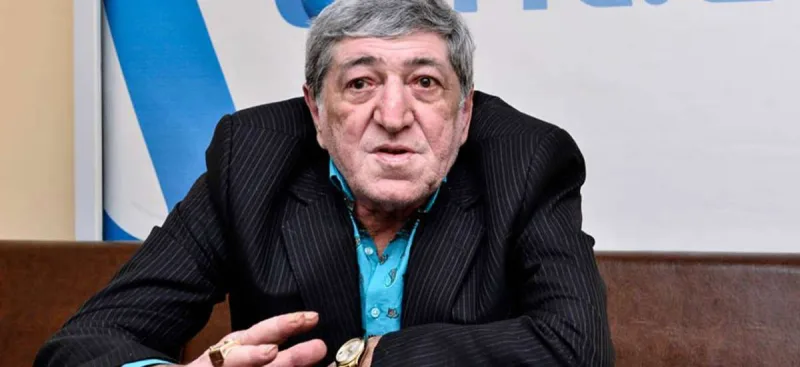 Deputat Rəmiş haqda kitab yazır