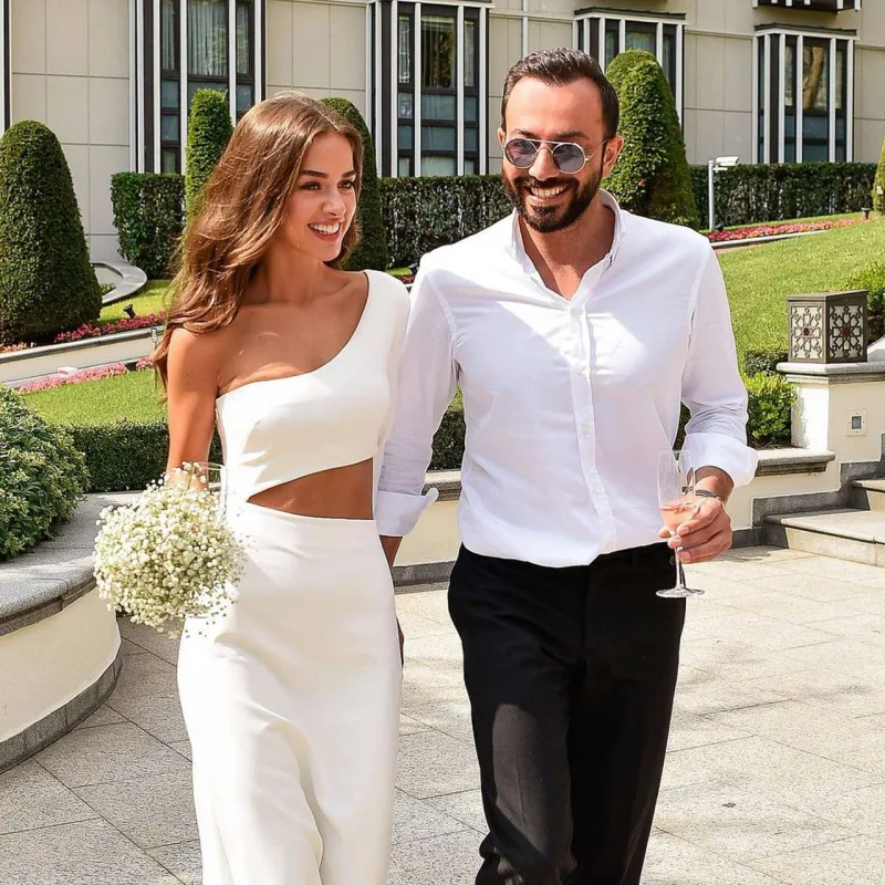 Boşandıqlarını yalanladı