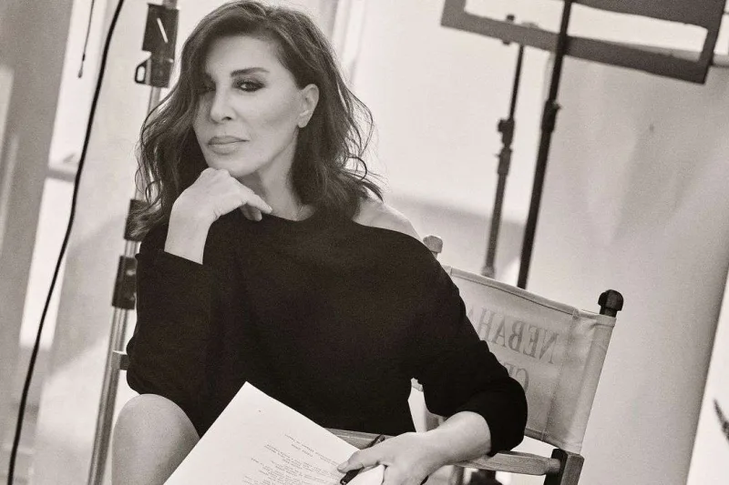 77 yaşlı Nebahat Çehredən fotosessiya